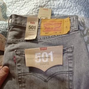 Brand new Levi 501 stretch size 36x32